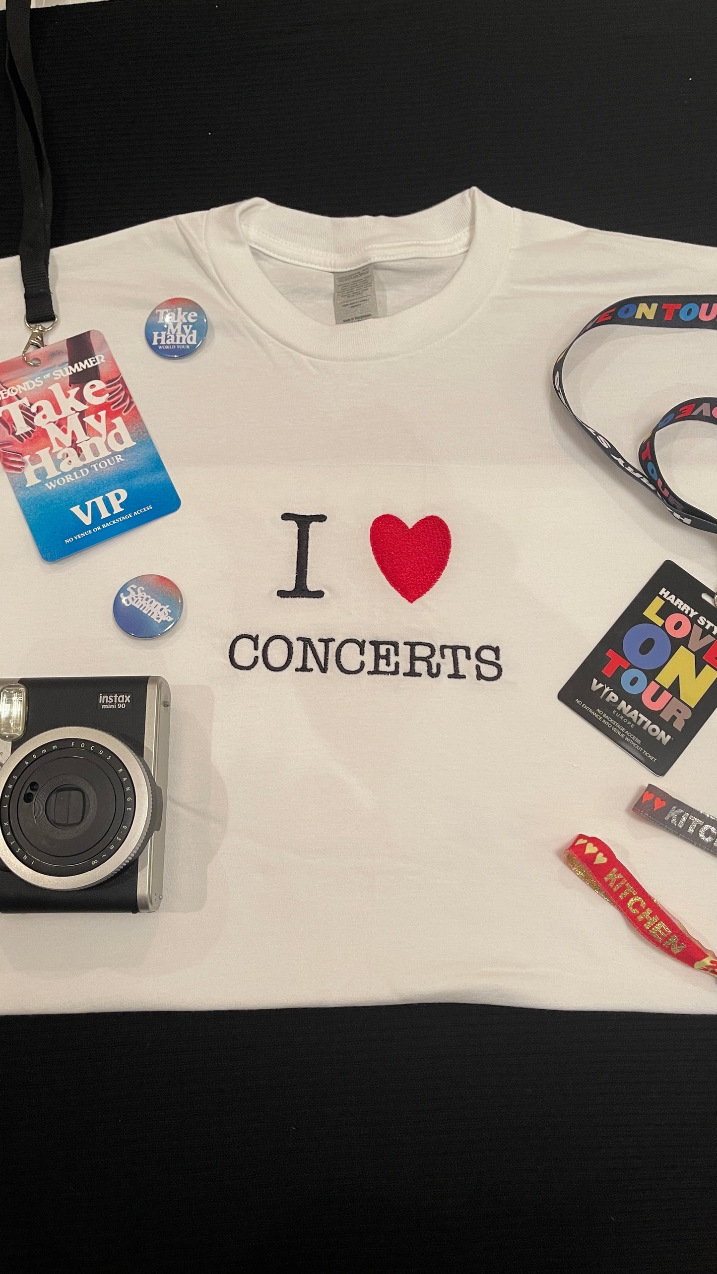 I ❤️ Concerts Embroidered T-shirt